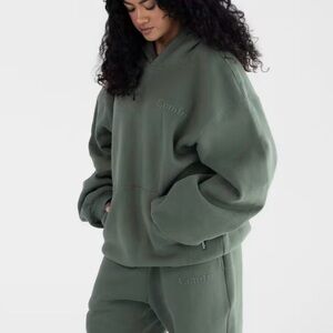 Comfrt Minimalist Forest Green Hoodie(XS) & sweatpants (XS)